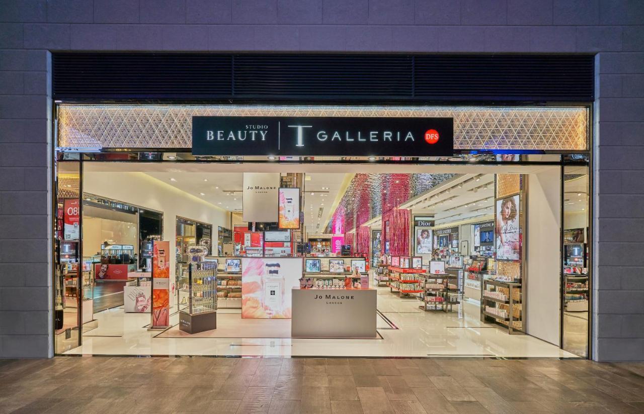Studio City Hotel Макао Экстерьер фото Beauty Galleria at The Mall Bang Khae