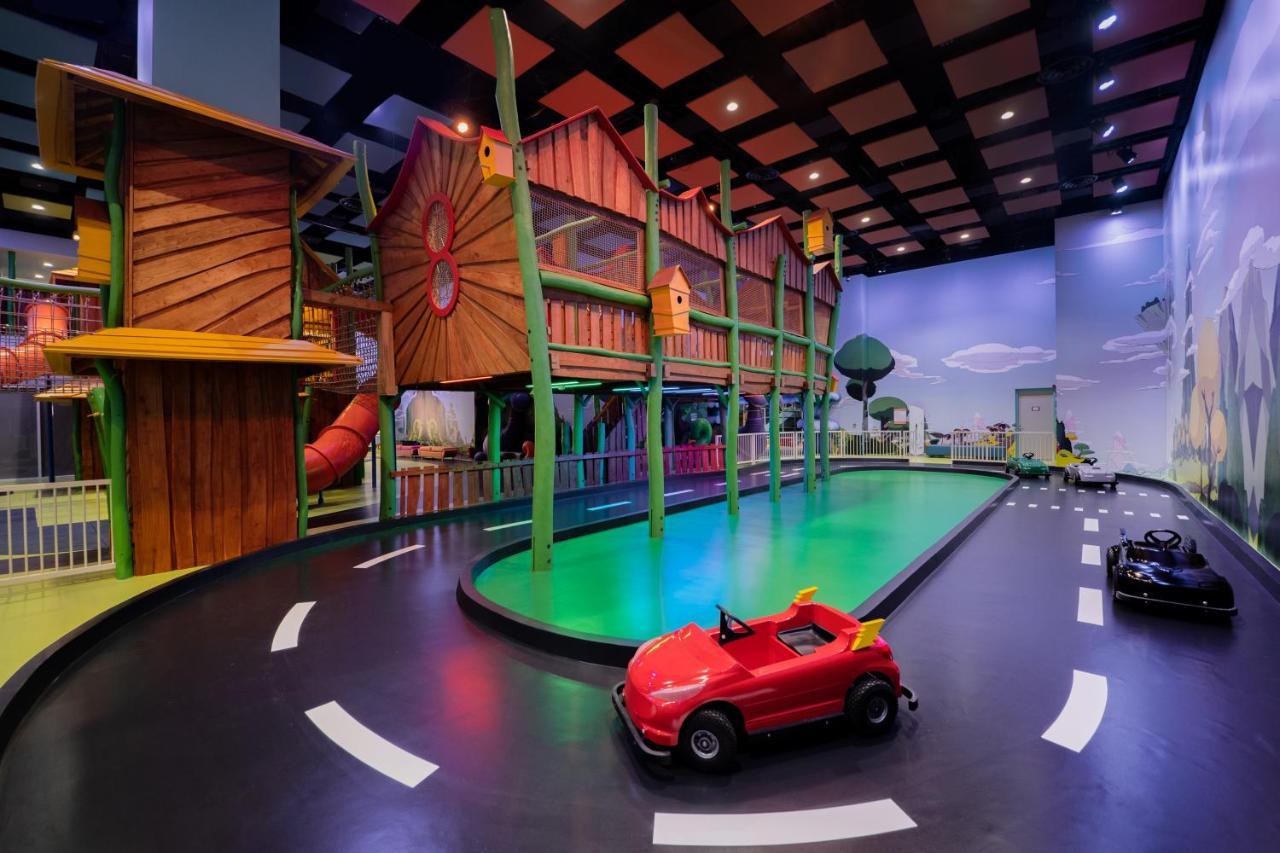 Studio City Hotel Макао Экстерьер фото The Children's Museum of Oakville