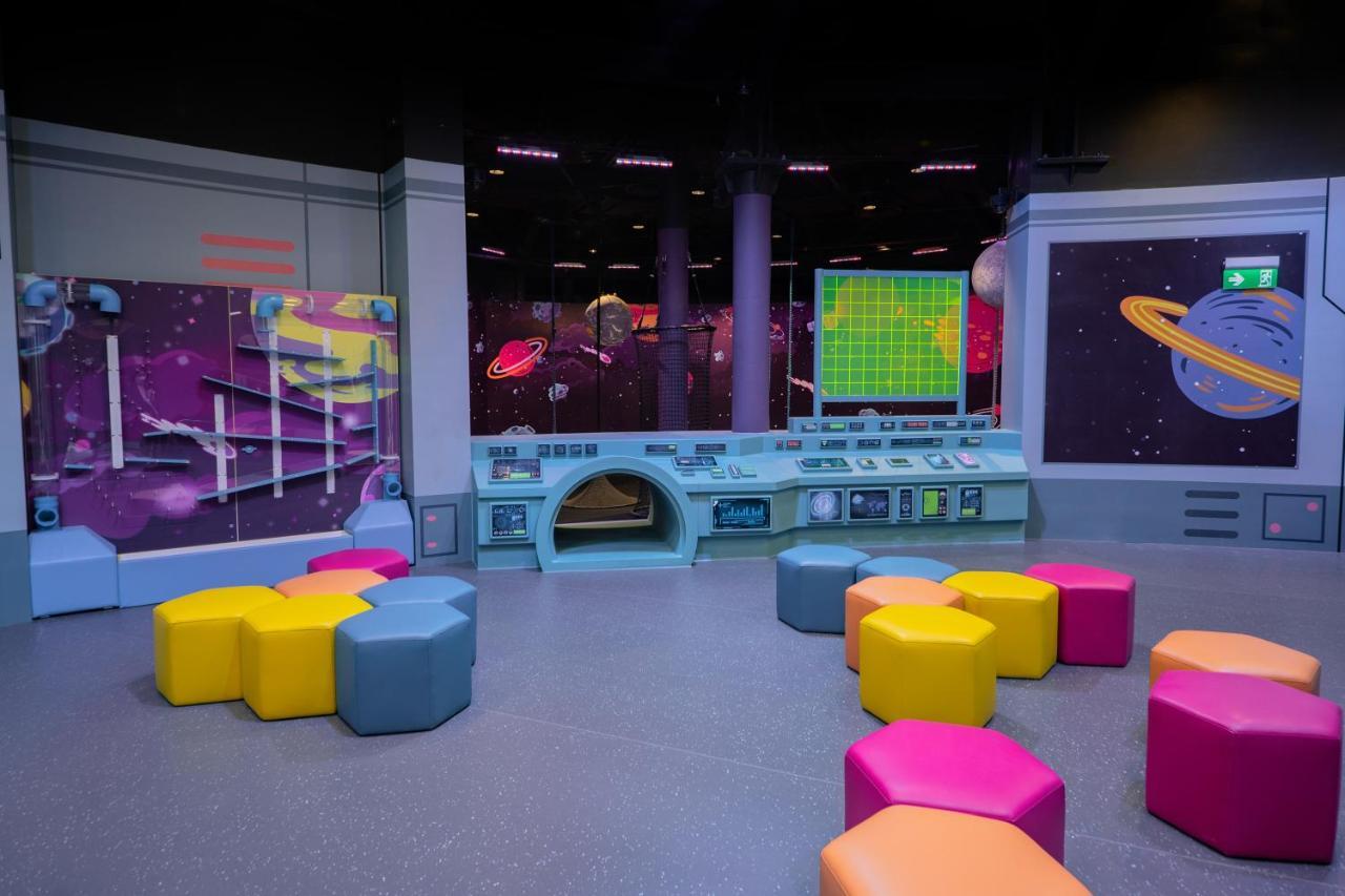 Studio City Hotel Макао Экстерьер фото The Children's Museum of Oak Ridge